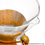 CHEMEX 8-CUP CLASSIC POUR-OVER COFFEE MAKER - Image 2